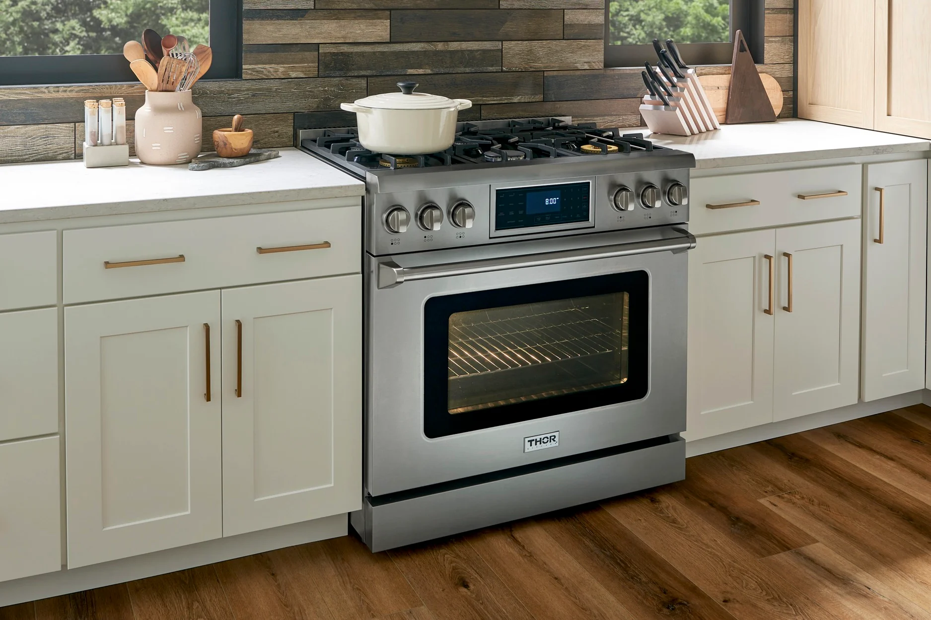Thor Kitchen 36-Inch Propane Gas Range with 6.0 Cu. Ft. Self-Cleaning Oven, Air Fryer, Tilt Panel in Stainless Steel (TRG3601LP) - Image 3