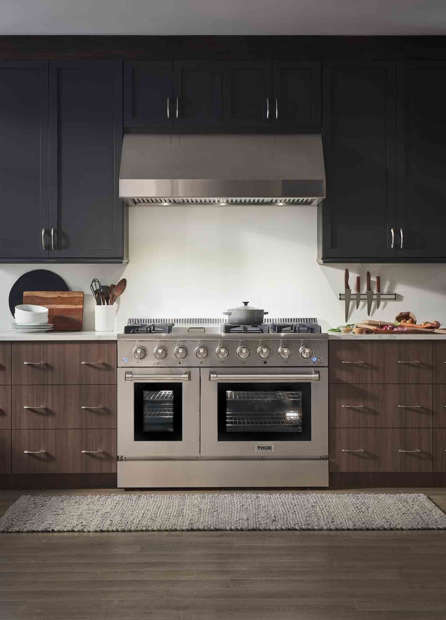 Thor Kitchen 48-Inch Dual Fuel Range with Propane Gas Cooktop and 6.7 cu. ft. Electric Oven in Stainless Steel (HRD4803ULP) - Image 2