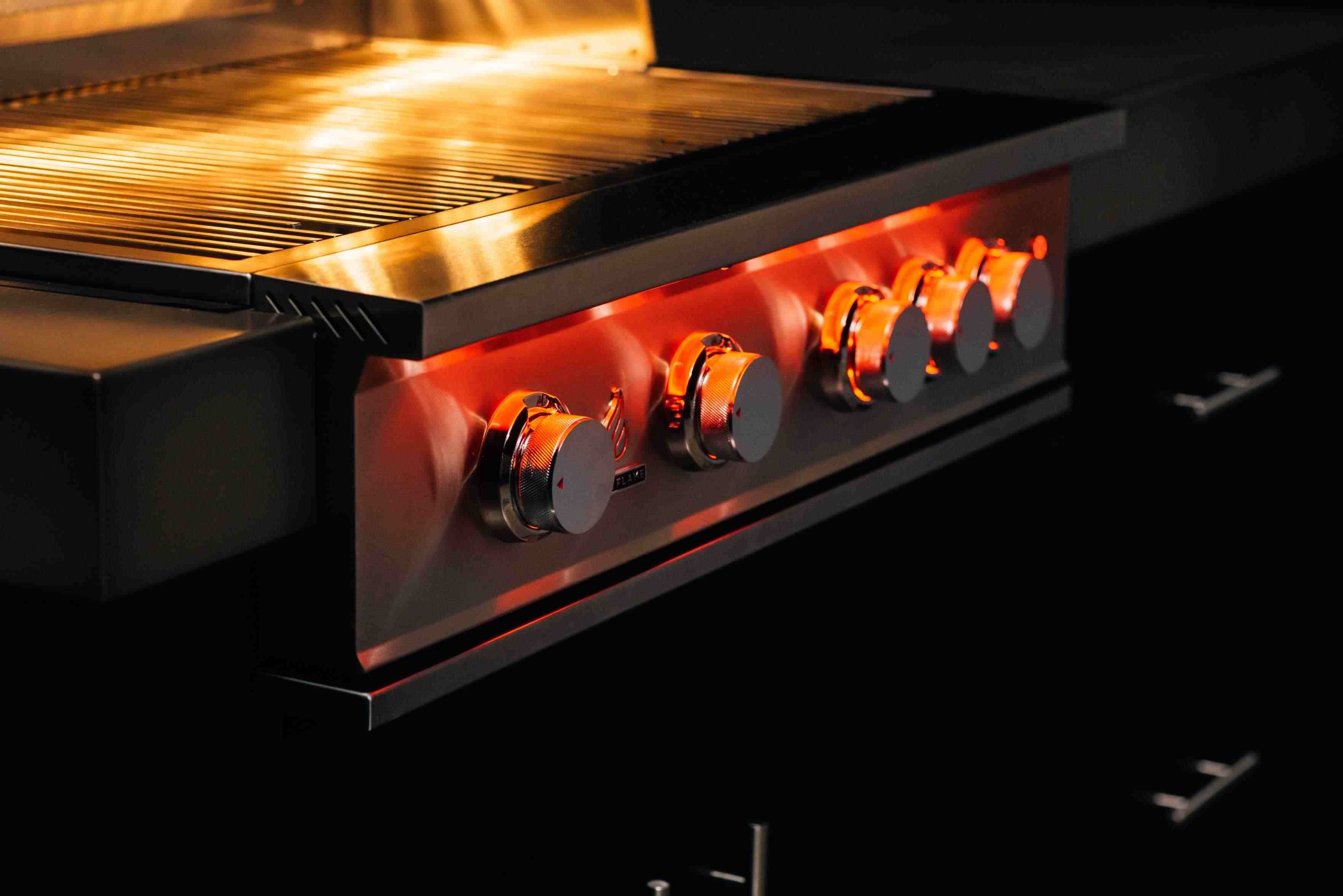 TrueFlame 32-Inch Built-In Propane Gas Grills in Stainless Steel (TF32-LP) - Image 9