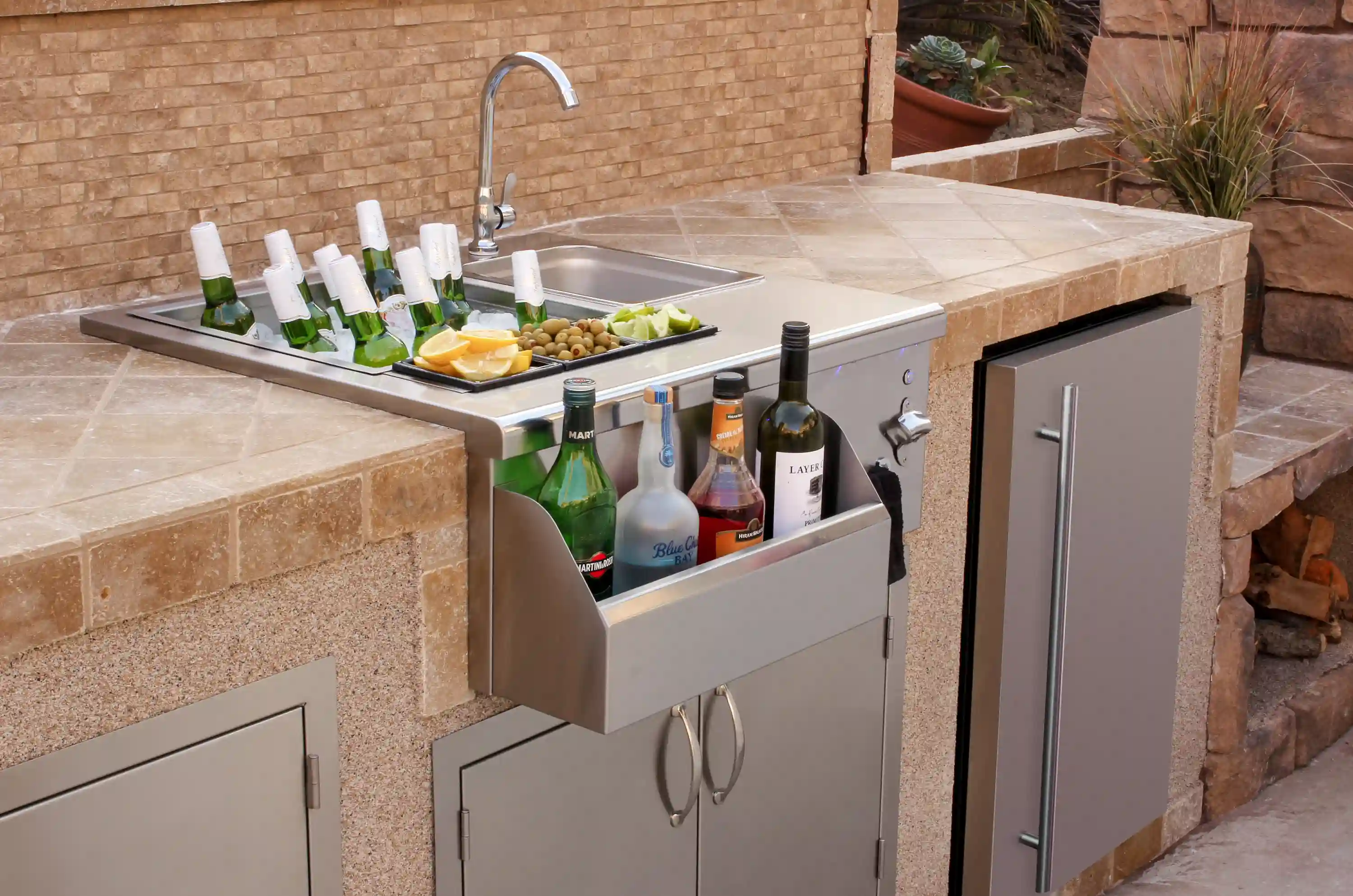 TrueFlame Beverage Center and Prep Station in Stainless Steel (TF-BC-30L) - Image 2