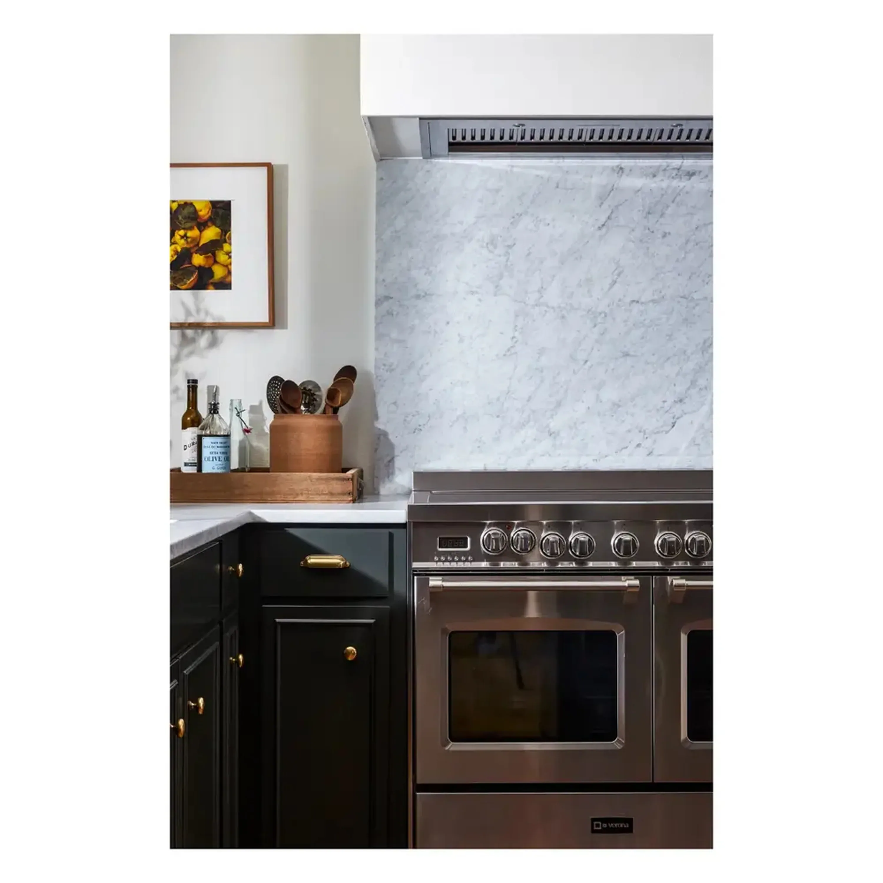 Verona 2-Piece Appliance Package - 36-Inch Electric Range with Double Oven and Wall Mount Range Hood in Stainless Steel - Image 5