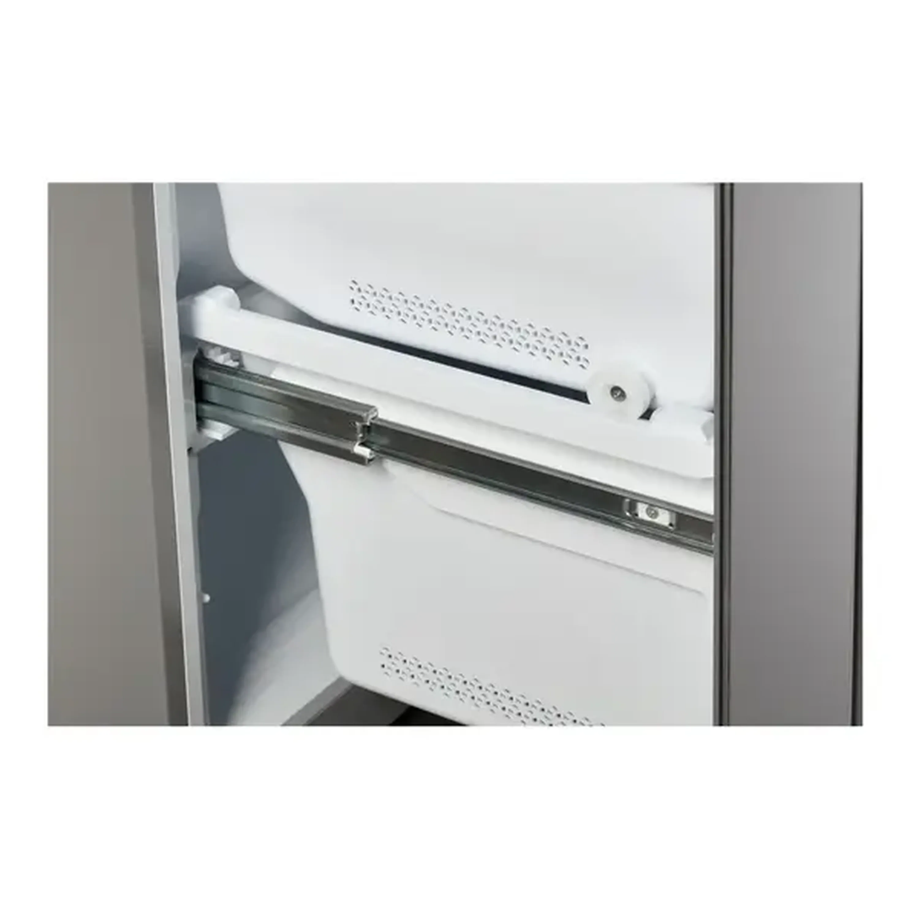 Verona 30-Inch Freestanding French Door Refrigerator with 18.2 Cu. Ft. Capacity, Automatic Ice Maker, Recessed Handle (VEFFD3018RISL) - Image 9
