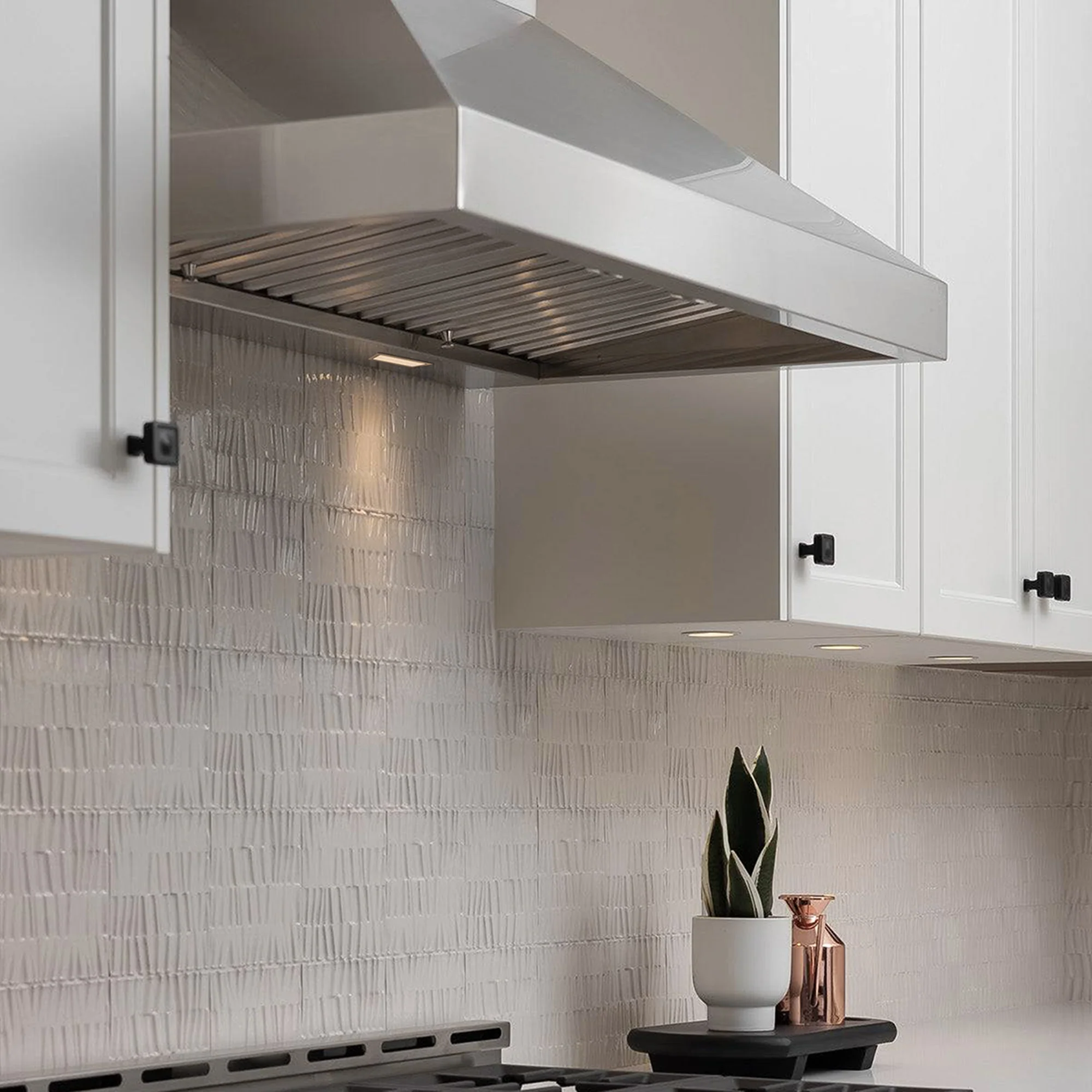 Victory Twister 30-Inch 750 CFM Wall Mount Range Hood in Stainless Steel (Twister-30) - Image 2