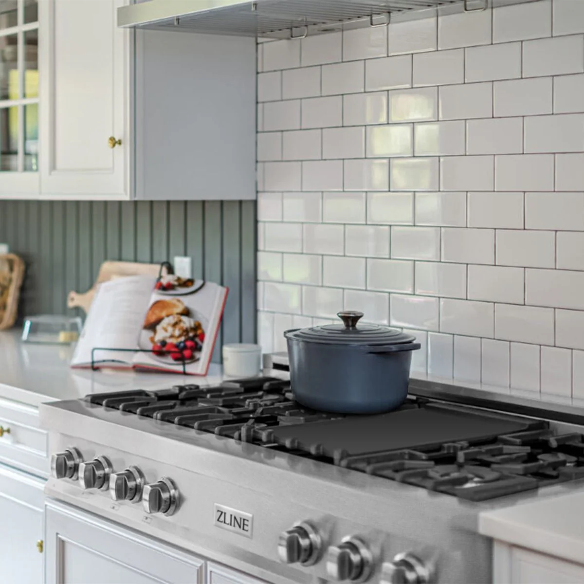 ZLINE 2-Piece Appliance Package - 48-Inch Rangetop and Convertible Range Hood in Satin Stainless Steel (2KP-RTSRH48) - Image 4