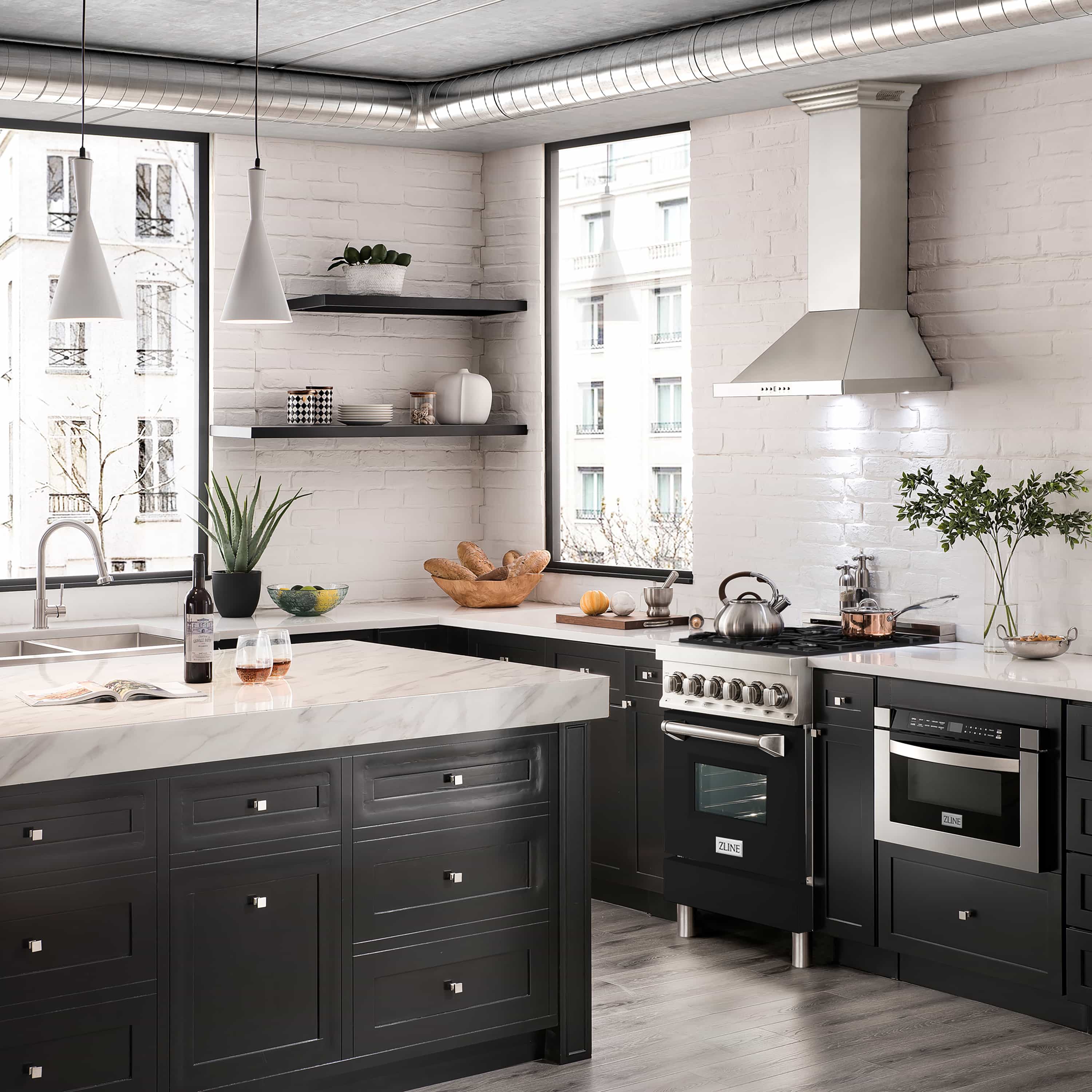 ZLINE 24-inch Legacy Series Dual Fuel Range with Gas Stove and 2.8 Cu. Ft. Electric Oven in Stainless Steel and Black Matte Door (RA-BLM-24) - Image 3