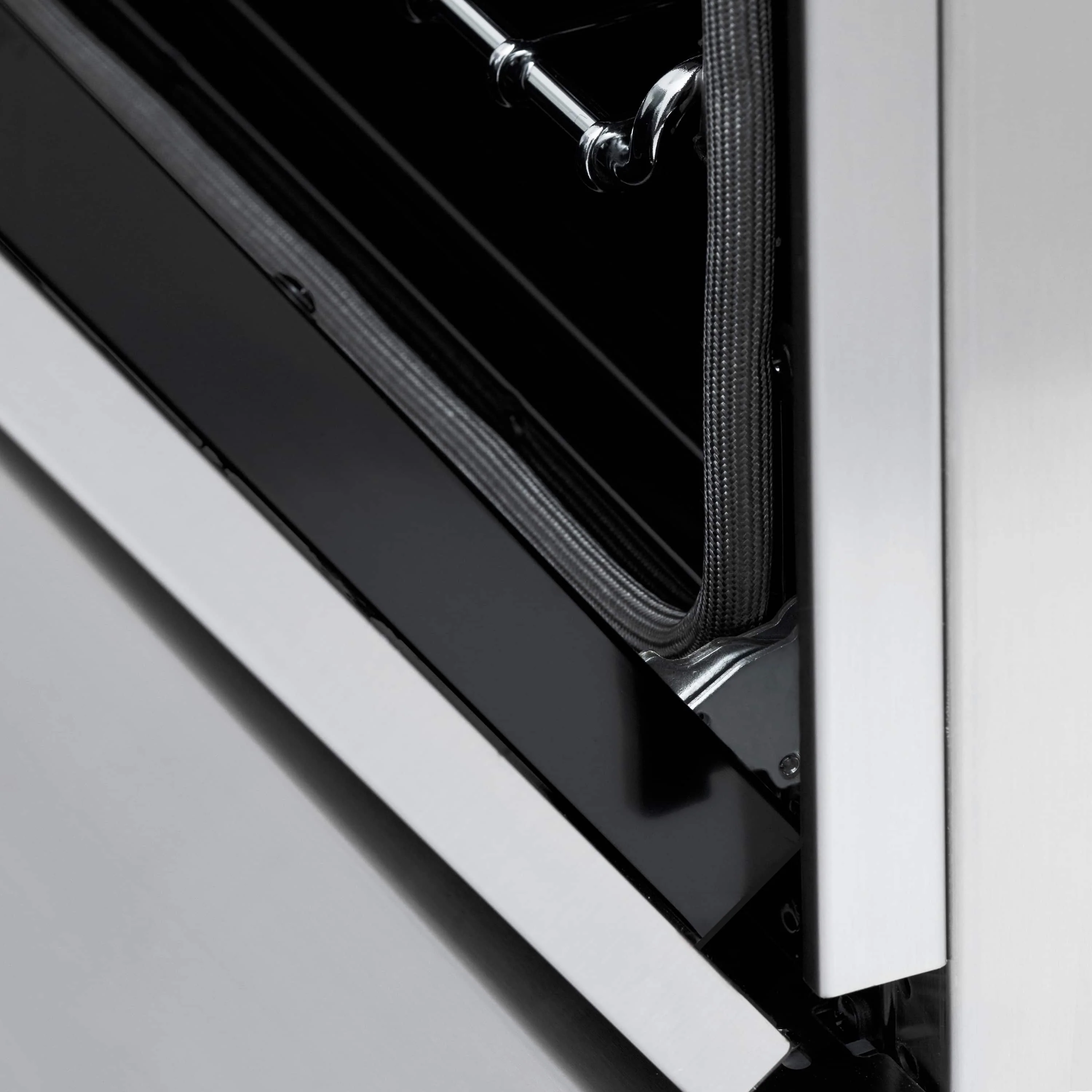 ZLINE 24-inch Legacy Series Dual Fuel Range with Gas Stove and 2.8 Cu. Ft. Electric Oven in Stainless Steel with Brass Burners (RA-BR-24) - Image 20