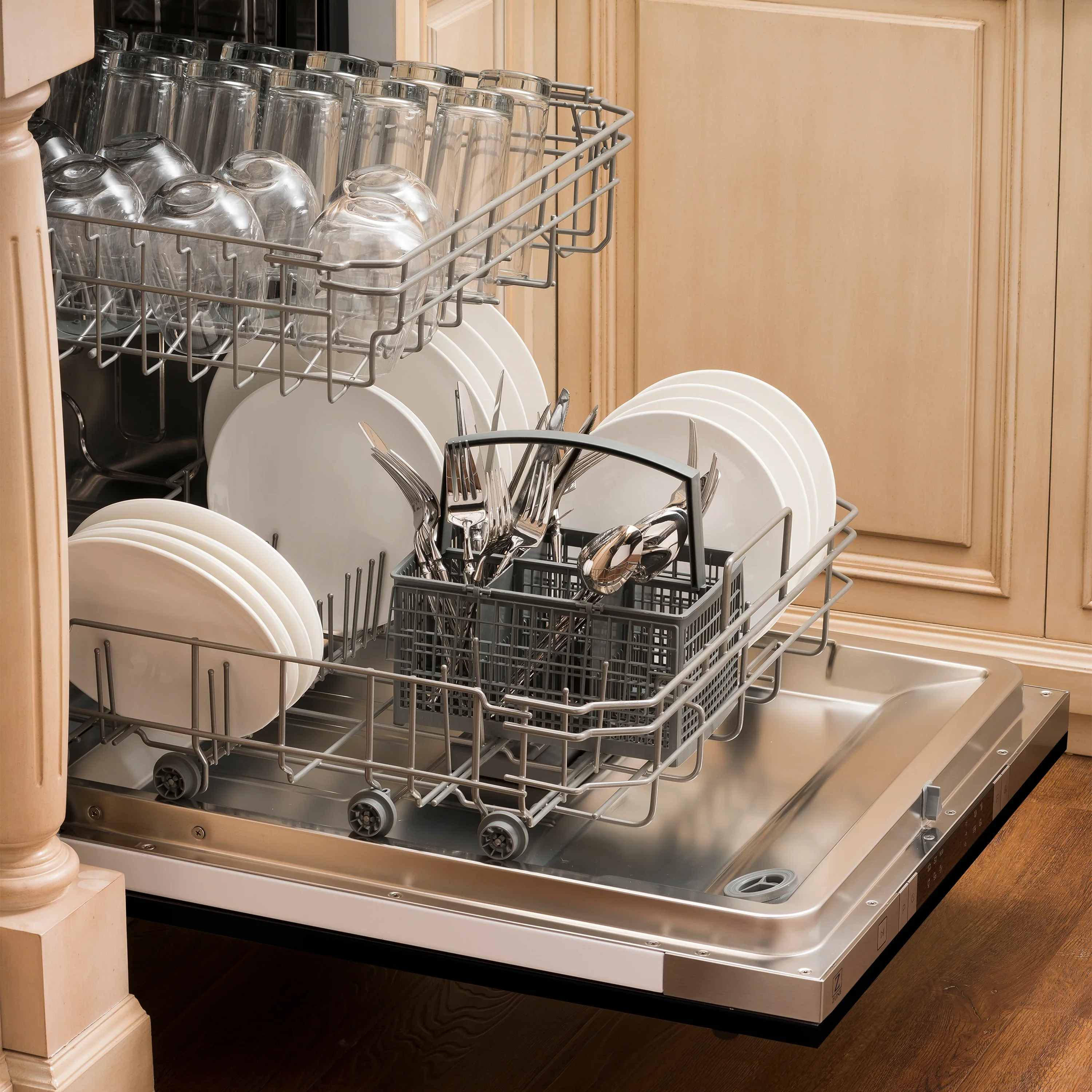 ZLINE 24-Inch Top Control Dishwasher with Stainless Steel Tub and Modern Style Handle in Black Stainless Steel (DW-BS-H-24) - Image 6