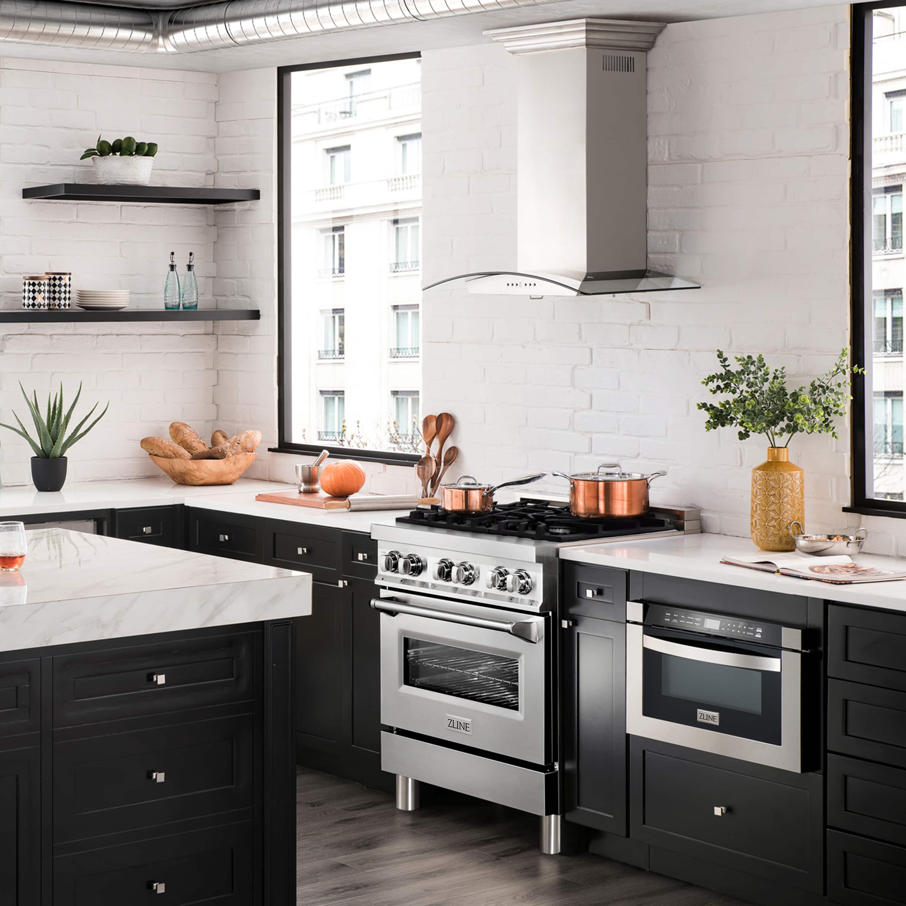 ZLINE 3-Piece Appliance Package - 30-Inch Dual Fuel Range, Refrigerator, and 3-Rack Dishwasher in Stainless Steel - Image 5