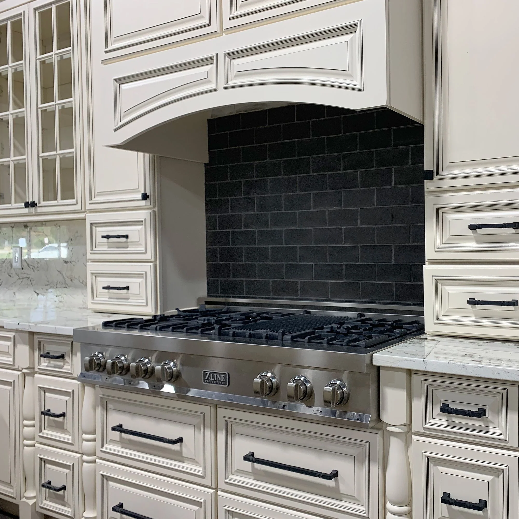 ZLINE 3-Piece Appliance Package - 48 in. Rangetop, 30 in. Wall Oven, & Premium Hood in Stainless Steel - Image 17