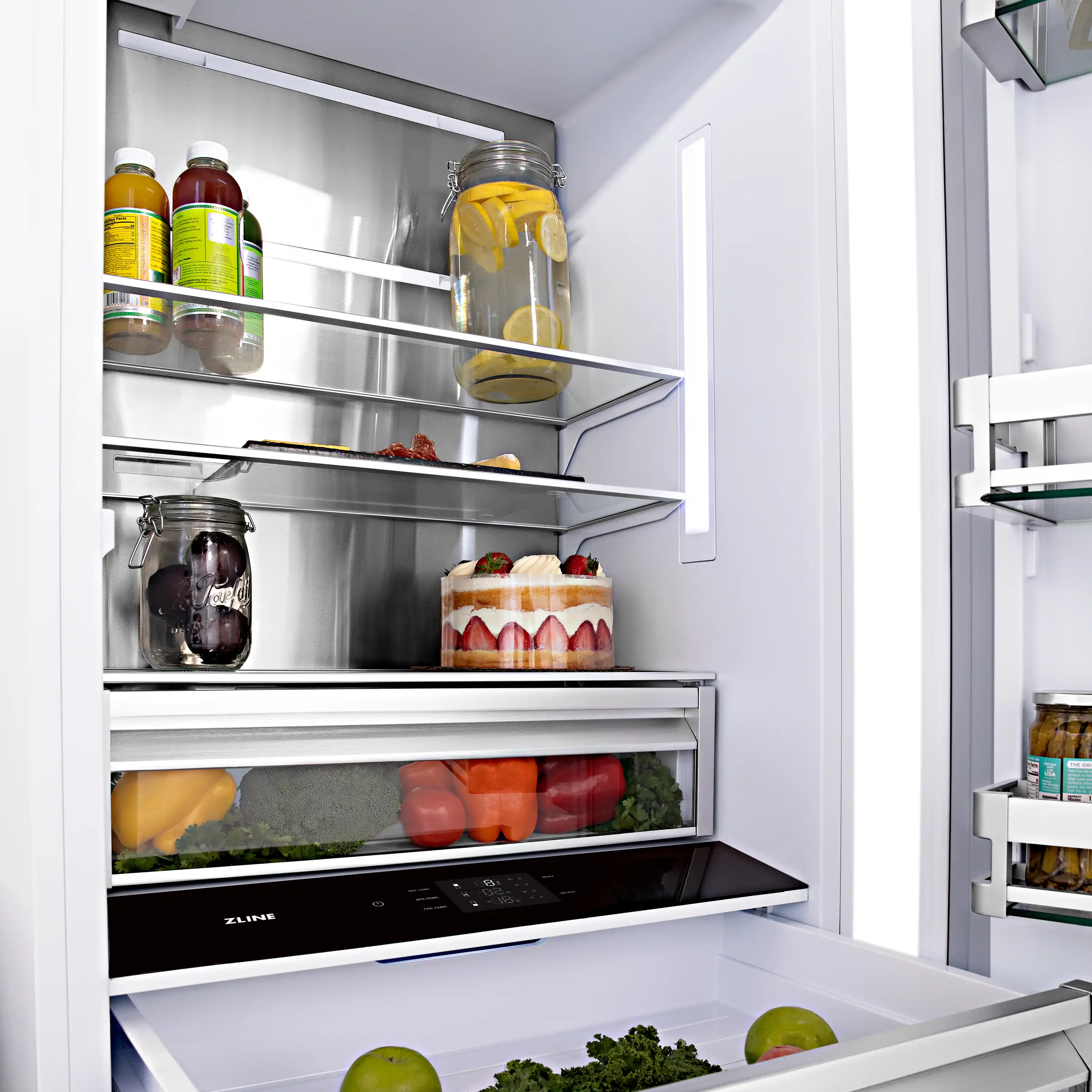 ZLINE 30-Inch Autograph Edition 16.1 cu. ft. Built-in 2-Door Bottom Freezer Refrigerator with Internal Water and Ice Dispenser in Fingerprint Resistant Stainless Steel with Gold Accents (RBIVZ-SN-30-G) - Image 7