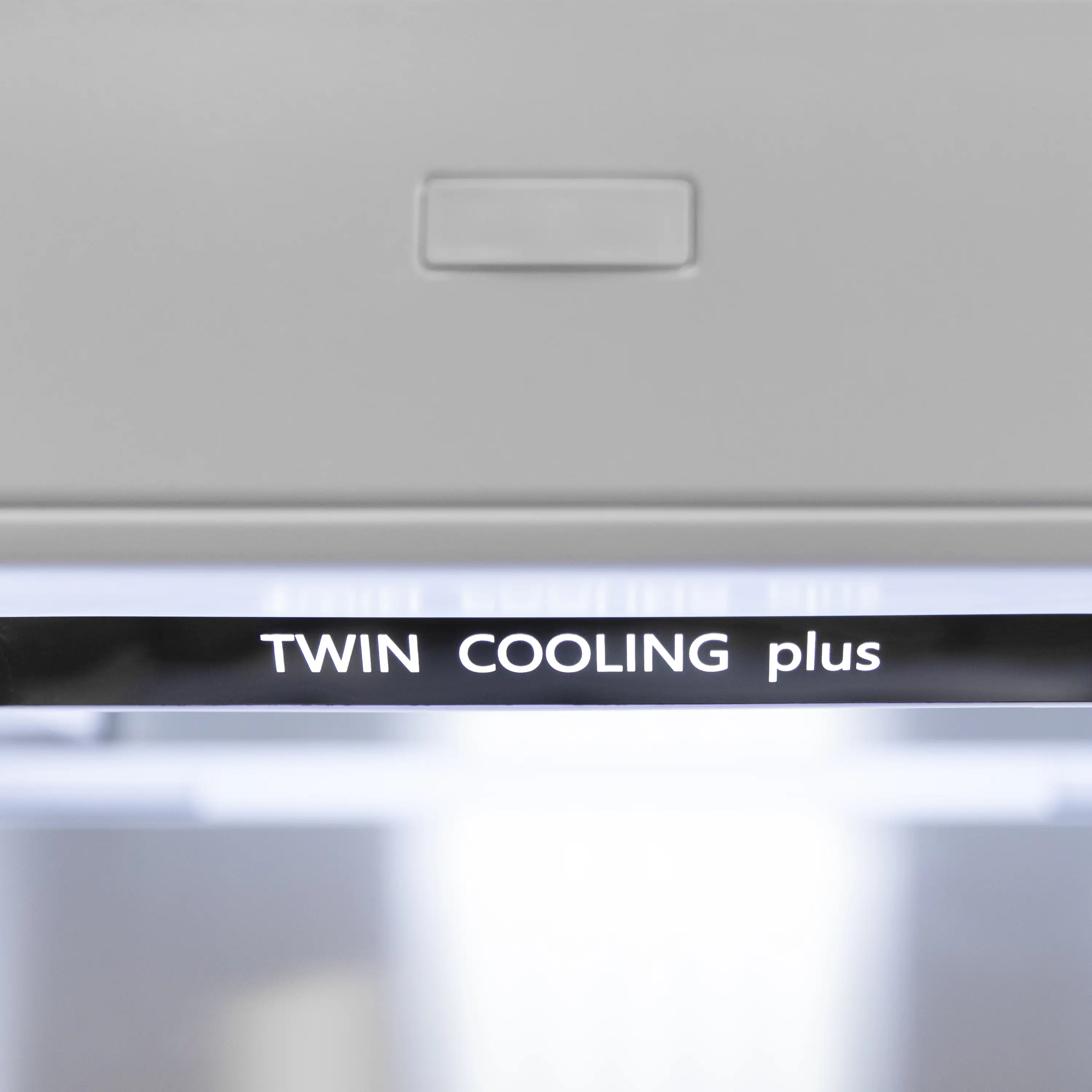 ZLINE 30-Inch Autograph Edition 16.1 cu. ft. Built-in 2-Door Bottom Freezer Refrigerator with Internal Water and Ice Dispenser in White Matte with Gold Accents (RBIVZ-WM-30-G) - Image 14