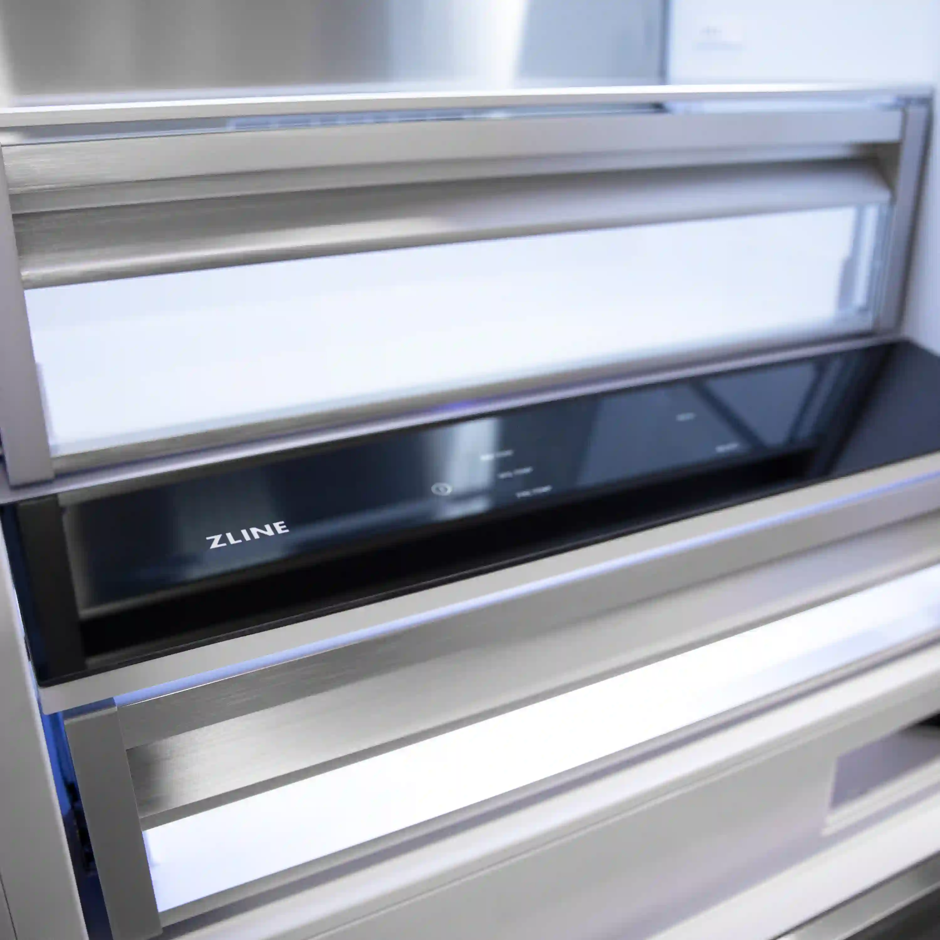 ZLINE 30-Inch Autograph Edition 16.1 cu. ft. Built-in 2-Door Bottom Freezer Refrigerator with Internal Water and Ice Dispenser in White Matte with Matte Black Accents (RBIVZ-WM-30-MB) - Image 12