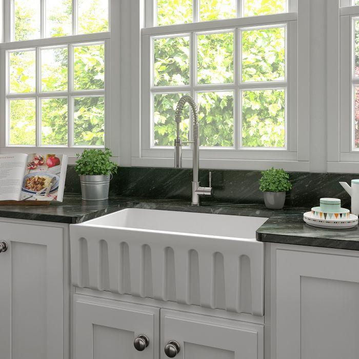 ZLINE 30-Inch Venice Farmhouse Apron Front Reversible Single Bowl Fireclay Kitchen Sink with Bottom Grid in White Matte (FRC5119-WM-30) - Image 3