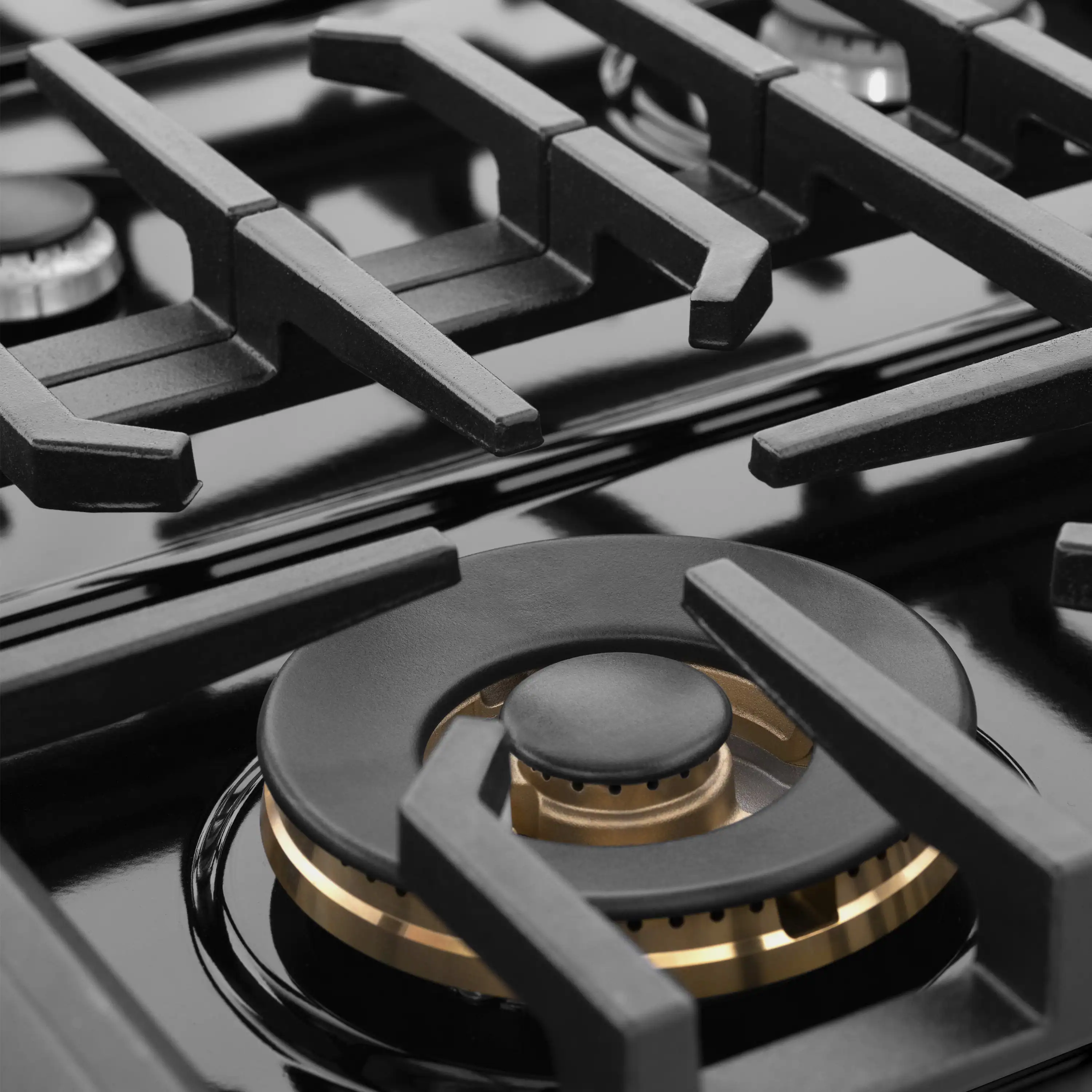 ZLINE 36-Inch Paramount Gas Rangetop with 6 Burners and Porcelain Cooktop in Black Satin Stainless Steel (SRTBS-36) - Image 3
