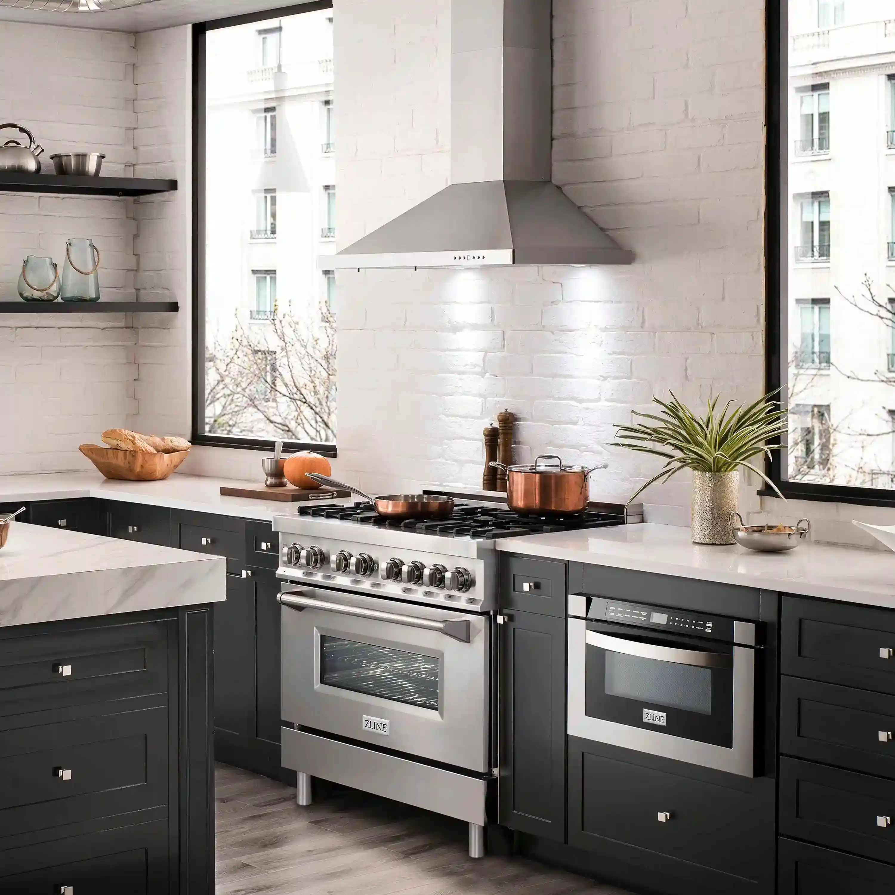 ZLINE 5-Piece Appliance Package - 30-Inch Paramount Dual Fuel Range, Wall Mount Range Hood, 36-Inch French Door Refrigerator, Dishwasher, and 30-Inch Microwave Drawer in Stainless Steel - Image 16