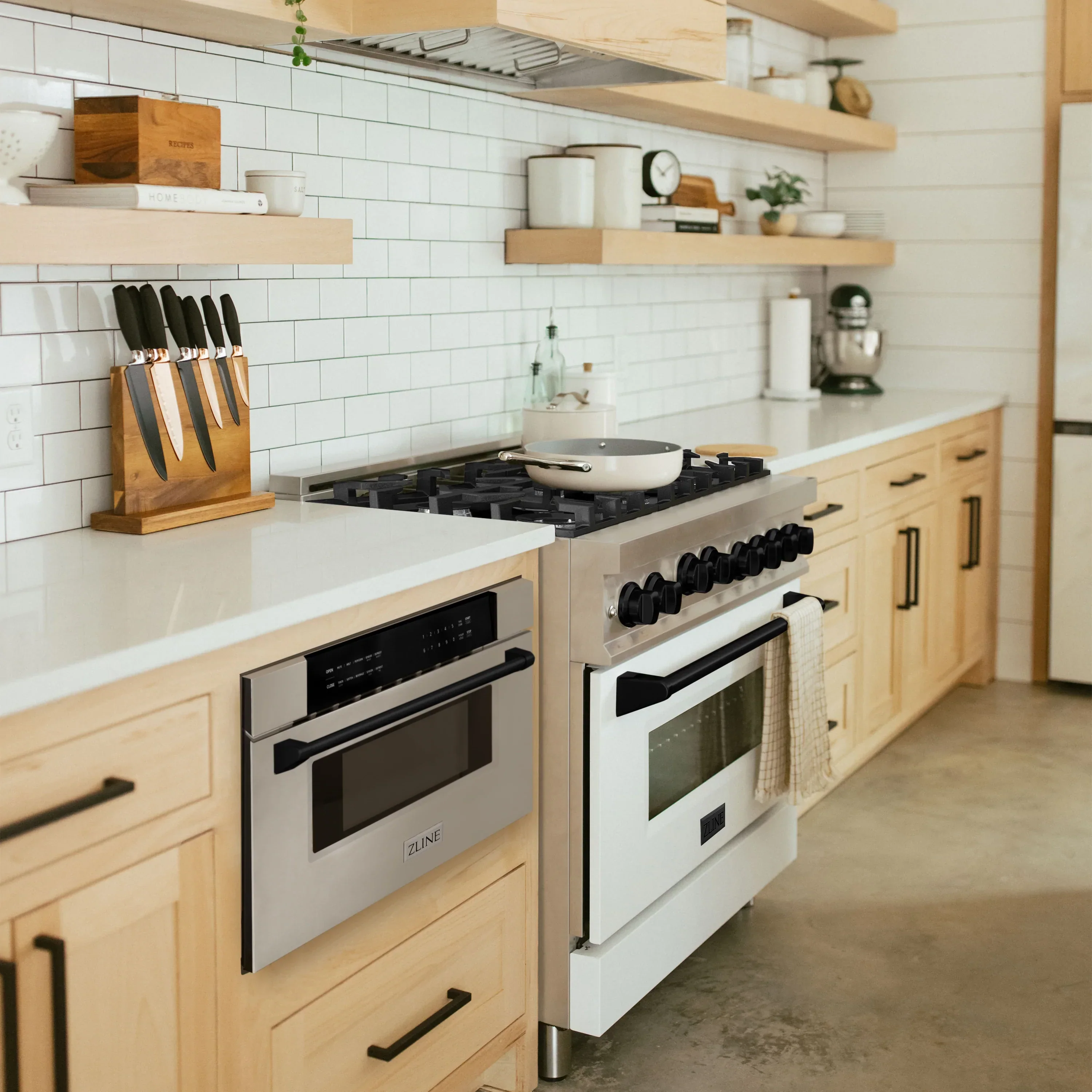 ZLINE 5-Piece Appliance Package - 48-Inch Legacy Autograph Dual Fuel Range, Wall Mount Range Hood, 36-Inch French Door Refrigerator, Dishwasher, and 30-Inch Microwave Drawer in Stainless Steel with Matte Black Accents - Image 65
