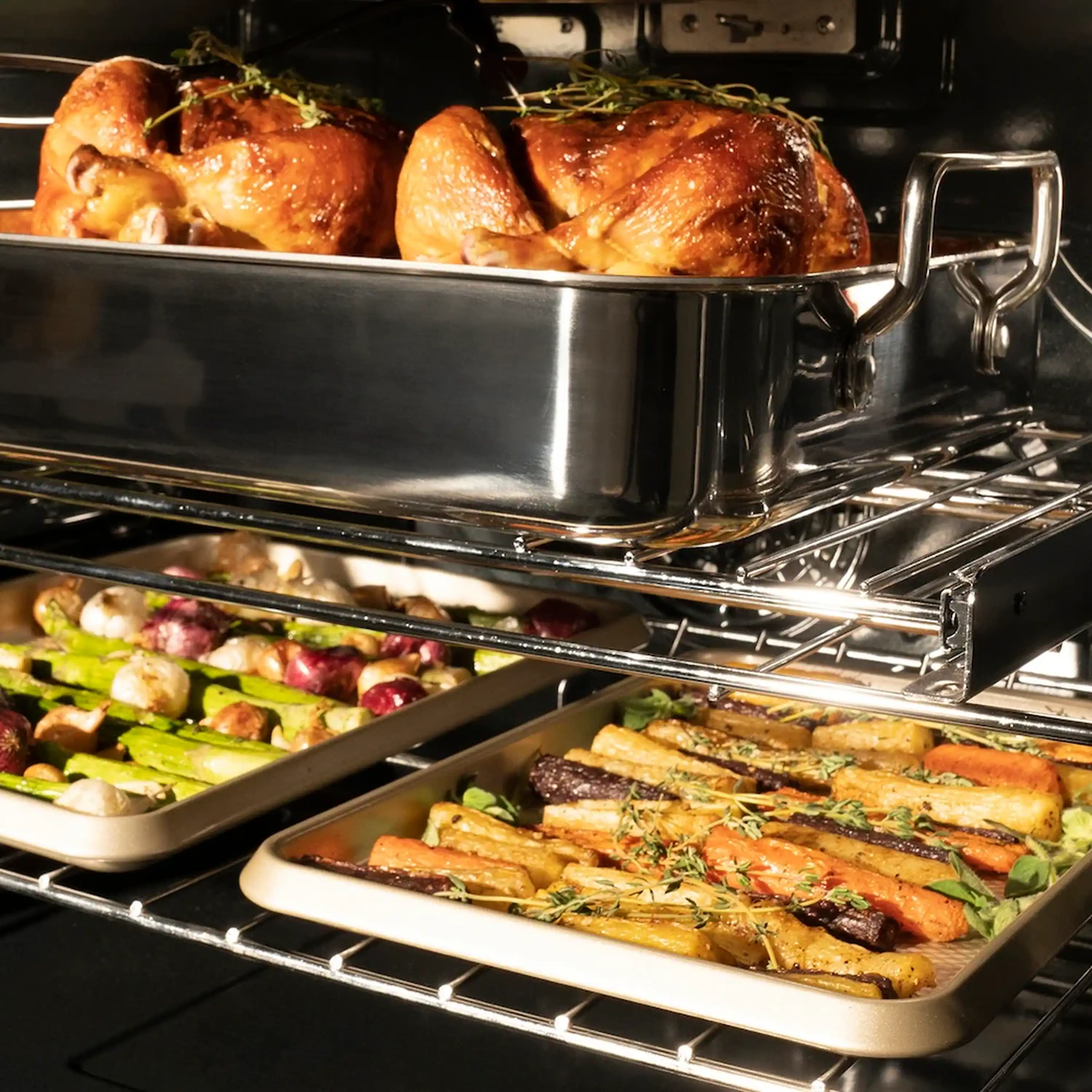 ZLINE Autograph 30-Inch True Convection Double Wall Oven in Black Stainless Steel with Gold Helix Handles (WADBZ-30-KG) - Image 9