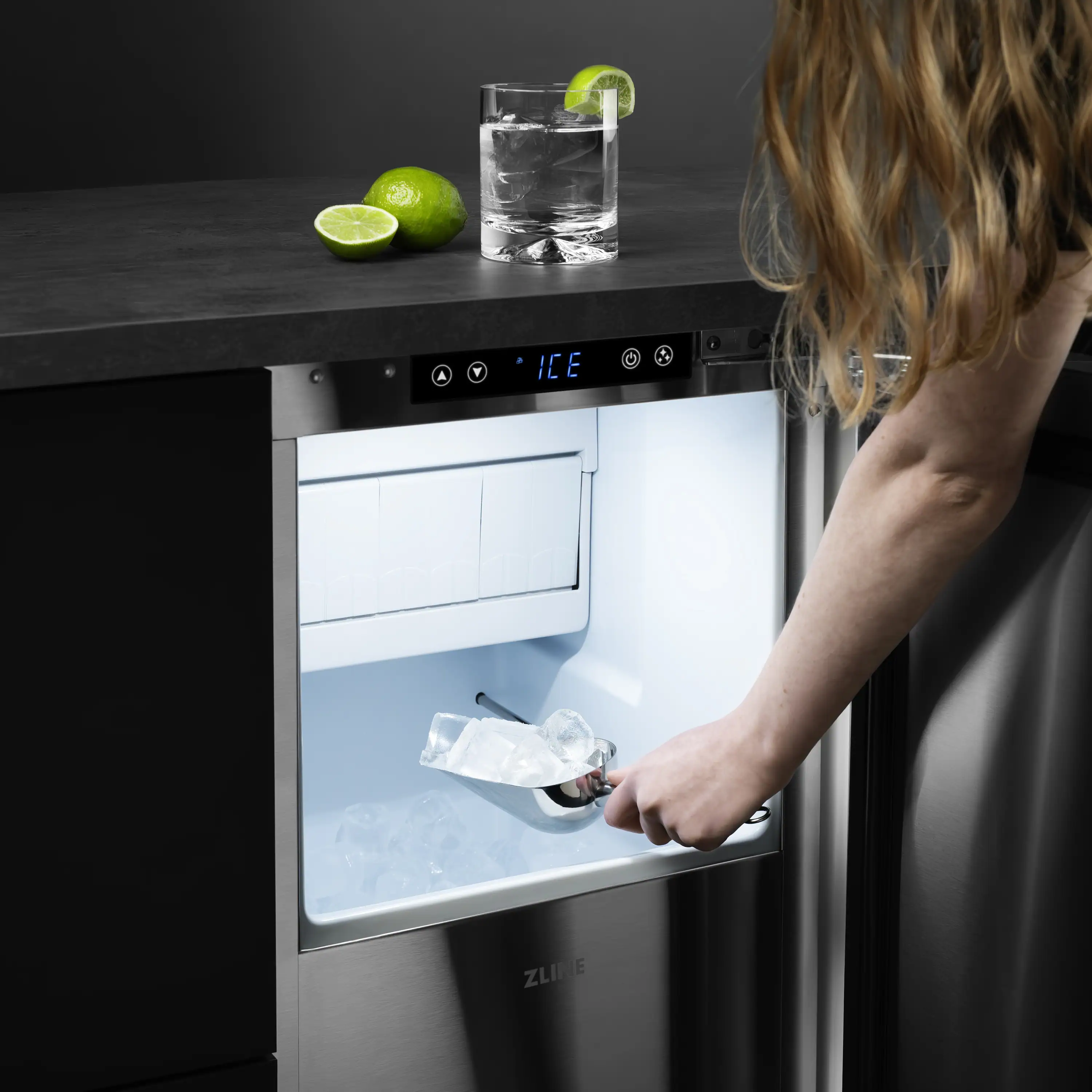 ZLINE Autograph Edition 15-Inch Touchstone Gourmet Ice Maker with Drain Pump in White Matte and Gold Handle (IGMDZ-WM-15-G) - Image 3