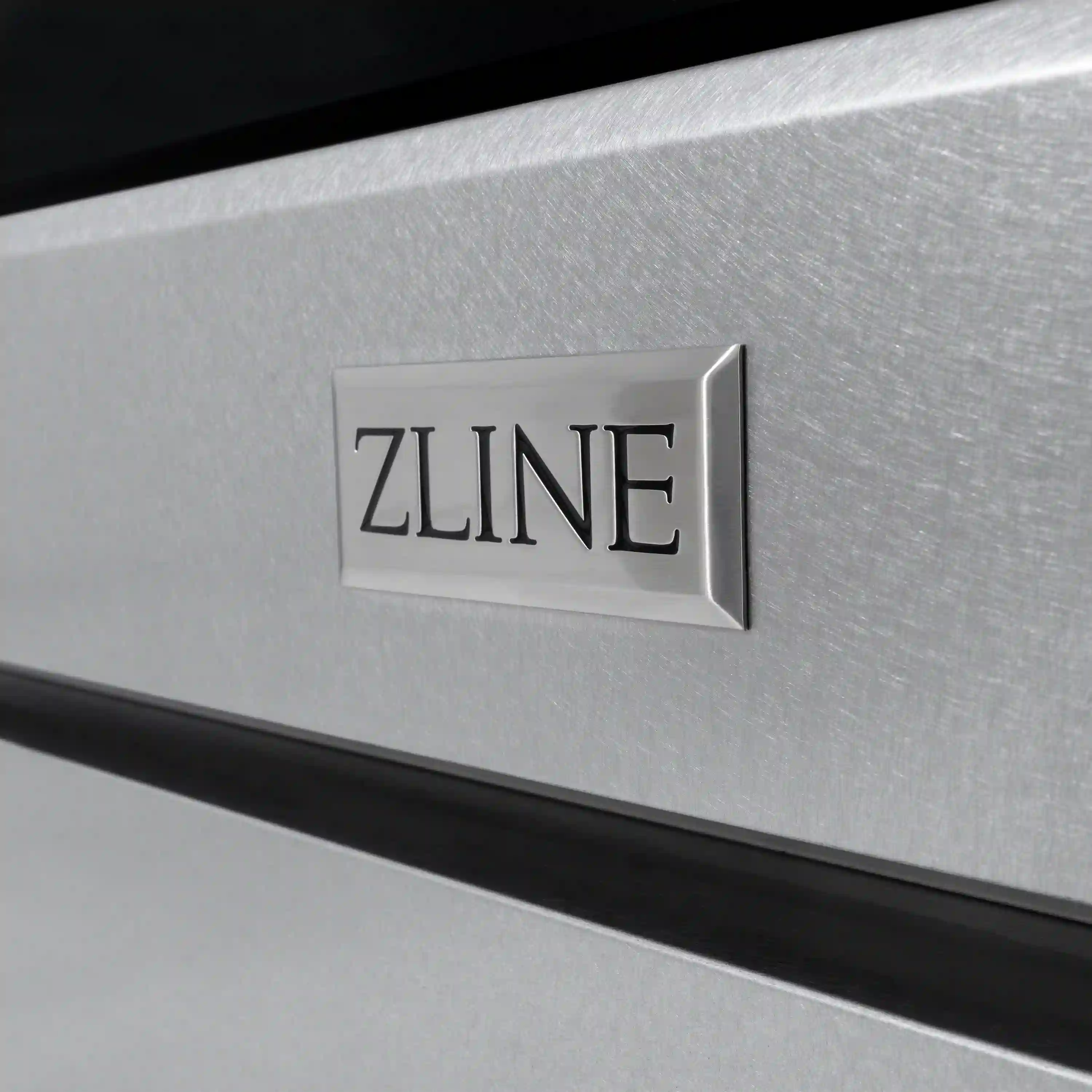 ZLINE Autograph Edition 30-Inch 4.2 cu. ft. Paramount Dual Fuel Range with 4 Burner Gas Cooktop and Electric Convection Oven in Satin Stainless Steel with Champagne Bronze Accents (SDRSZ-30-CB) - Image 7