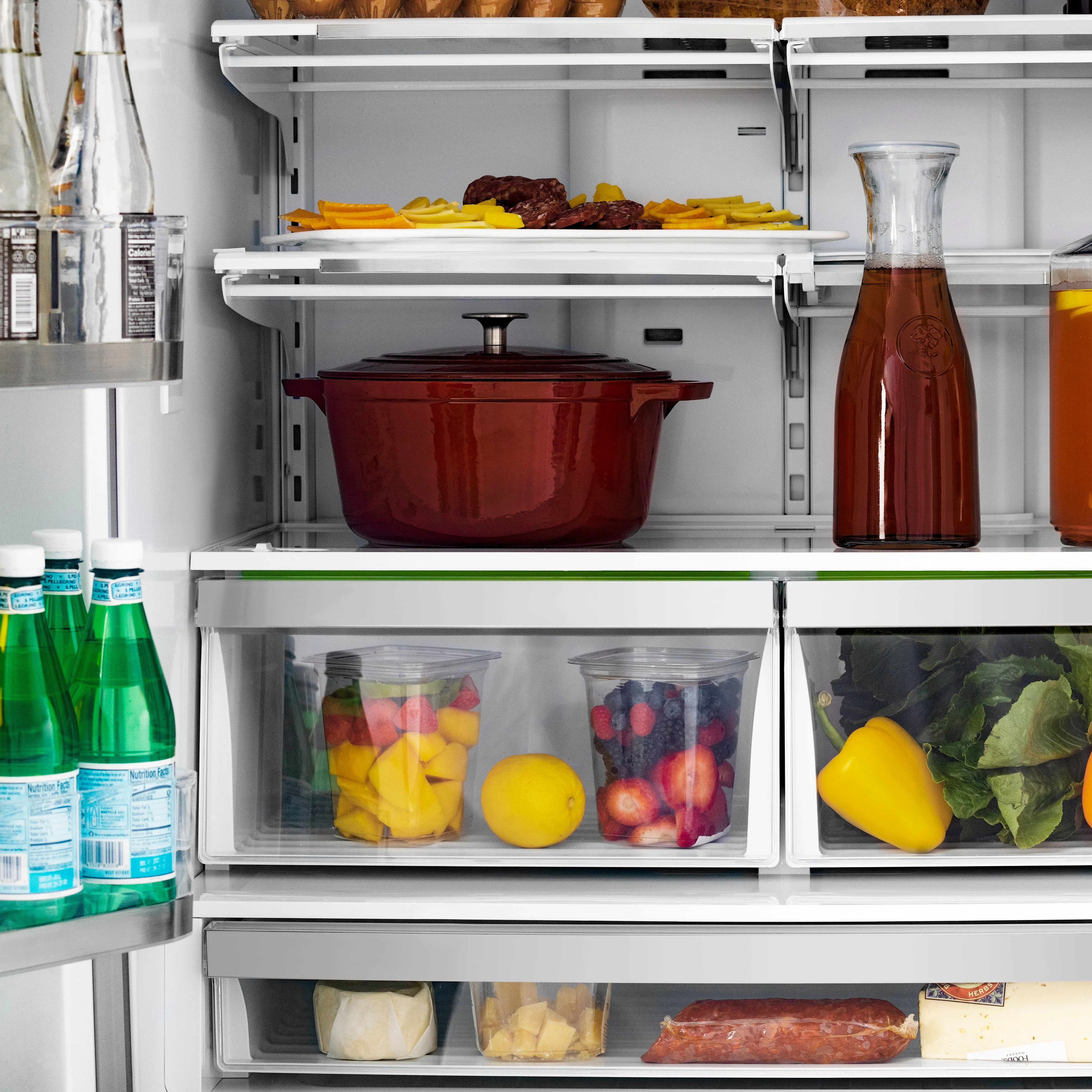 ZLINE Autograph Edition 36 in. 22.5 cu. ft. Counter-Depth French Door Refrigerator with Ice Maker in Fingerprint-Resistant Stainless Steel with Matte Black Modern Handles (RFMZ-36-FMB) - Image 4