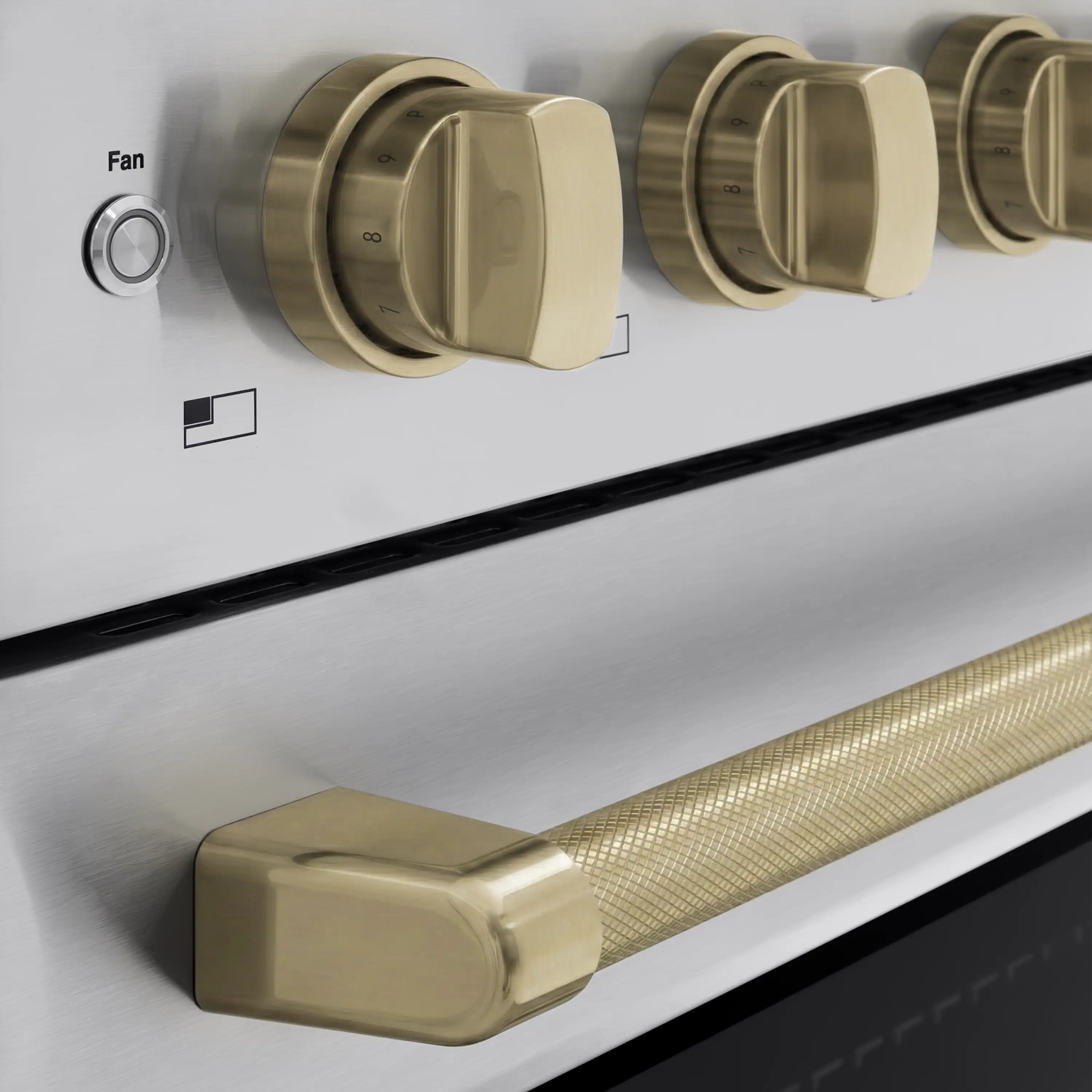 ZLINE Autograph Edition 36-Inch 5.2 Cu. Ft. Paramount Induction Range with 5 Element Cooktop and Electric Convection Oven in Stainless Steel with Champagne Bronze Helix Handle and Knob Accents (SINRZ-36-KCB) - Image 6