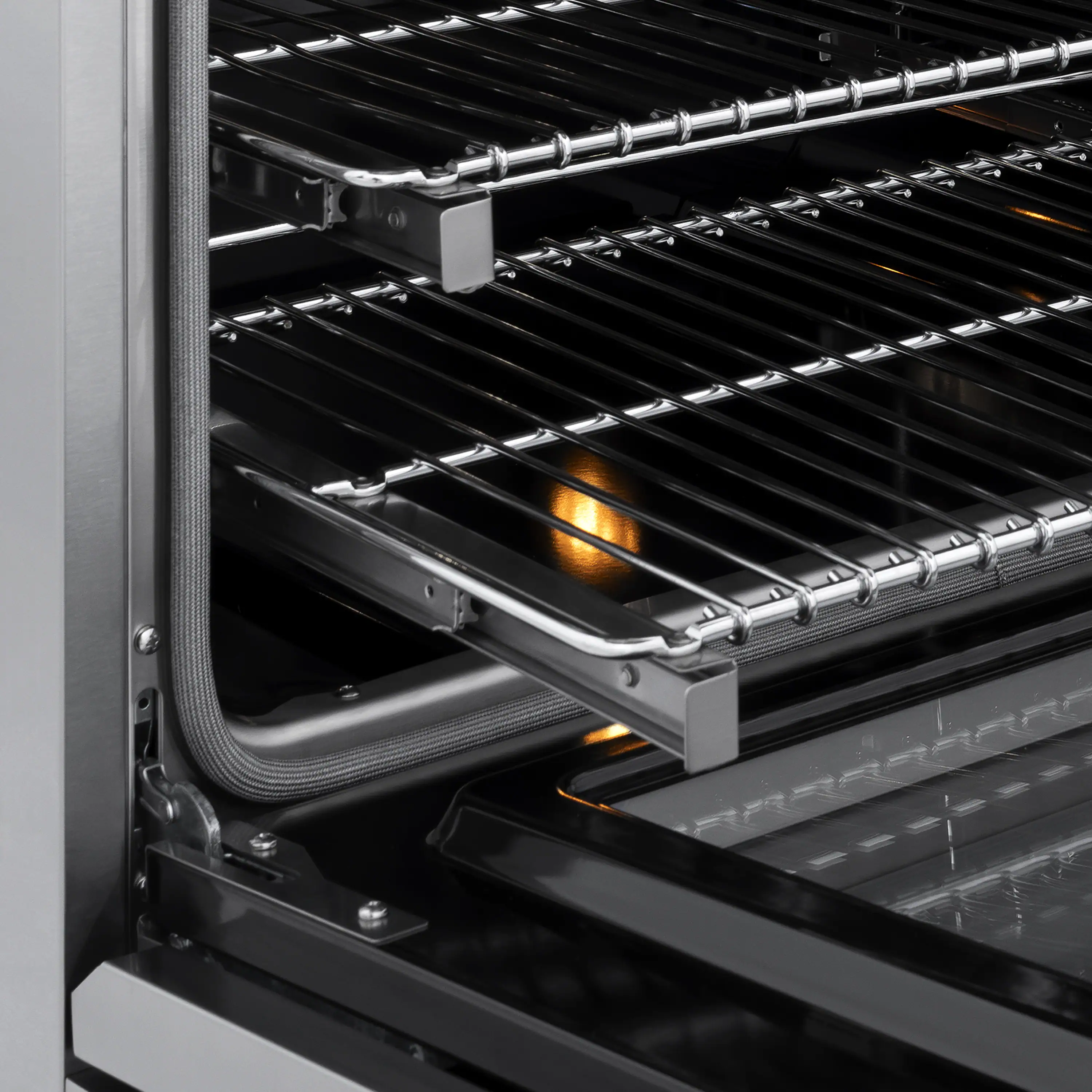 ZLINE Autograph Edition 36-Inch 5.2 Cu. Ft. Paramount Induction Range with 5 Element Cooktop and Electric Convection Oven in Stainless Steel with Polished Gold Helix Handle and Knob Accents (SINRZ-36-KG) - Image 10