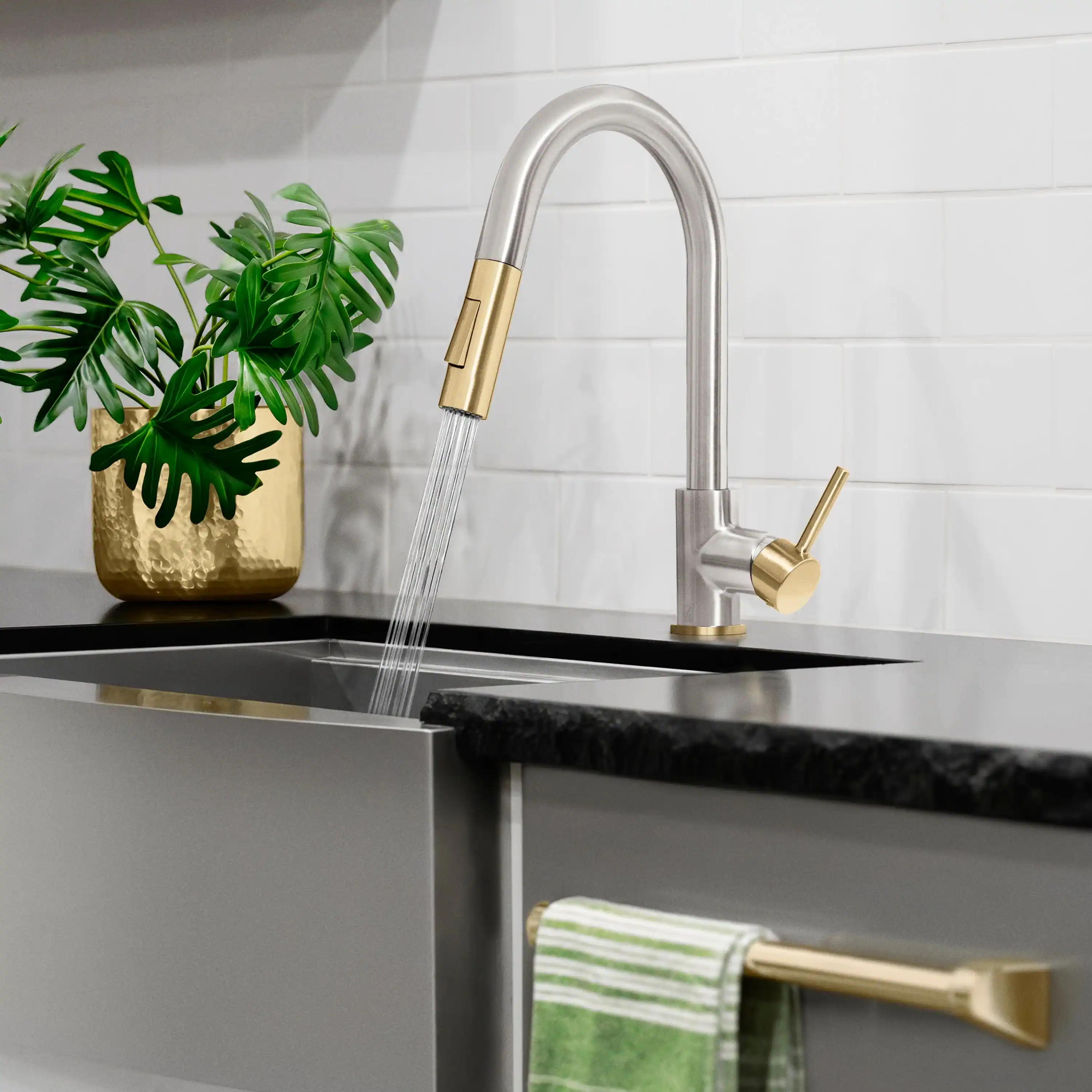ZLINE Autograph Edition Gemini Pull Down Single Handle Kitchen Faucet in Brushed Nickel and Champagne Bronze (GEM-KF-ZBNCB) - Image 4