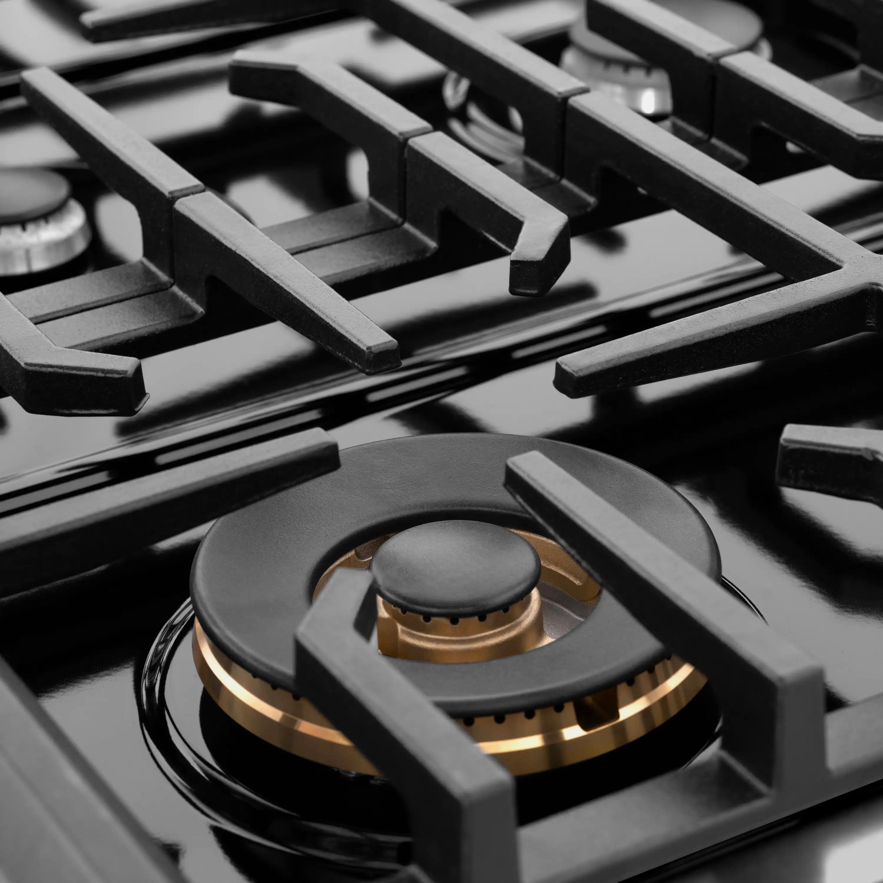 ZLINE Paramount 48-Inch Gas Rangetop with 8 Burners and Porcelain Cooktop in Black Stainless Steel (SRTB-48) - Image 4