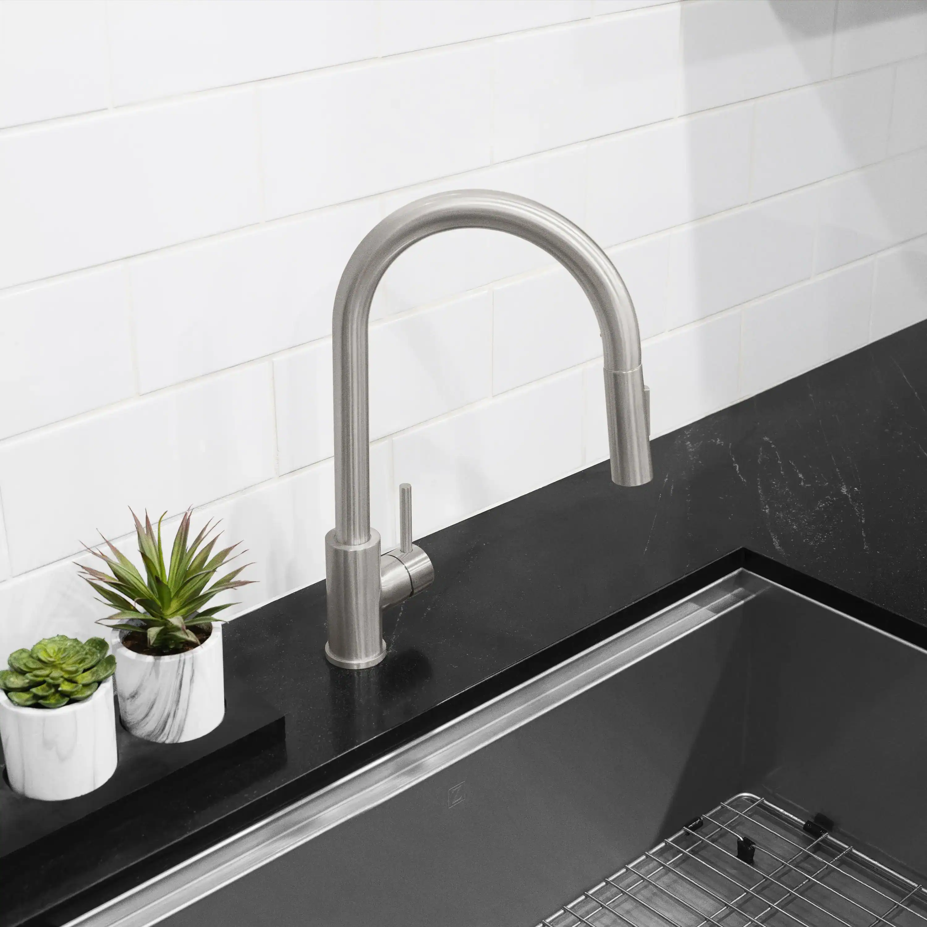 ZLINE Palisades Pull Down Single Handle Kitchen Faucet in Brushed Nickel (RBCN1-KF-BN) - Image 3